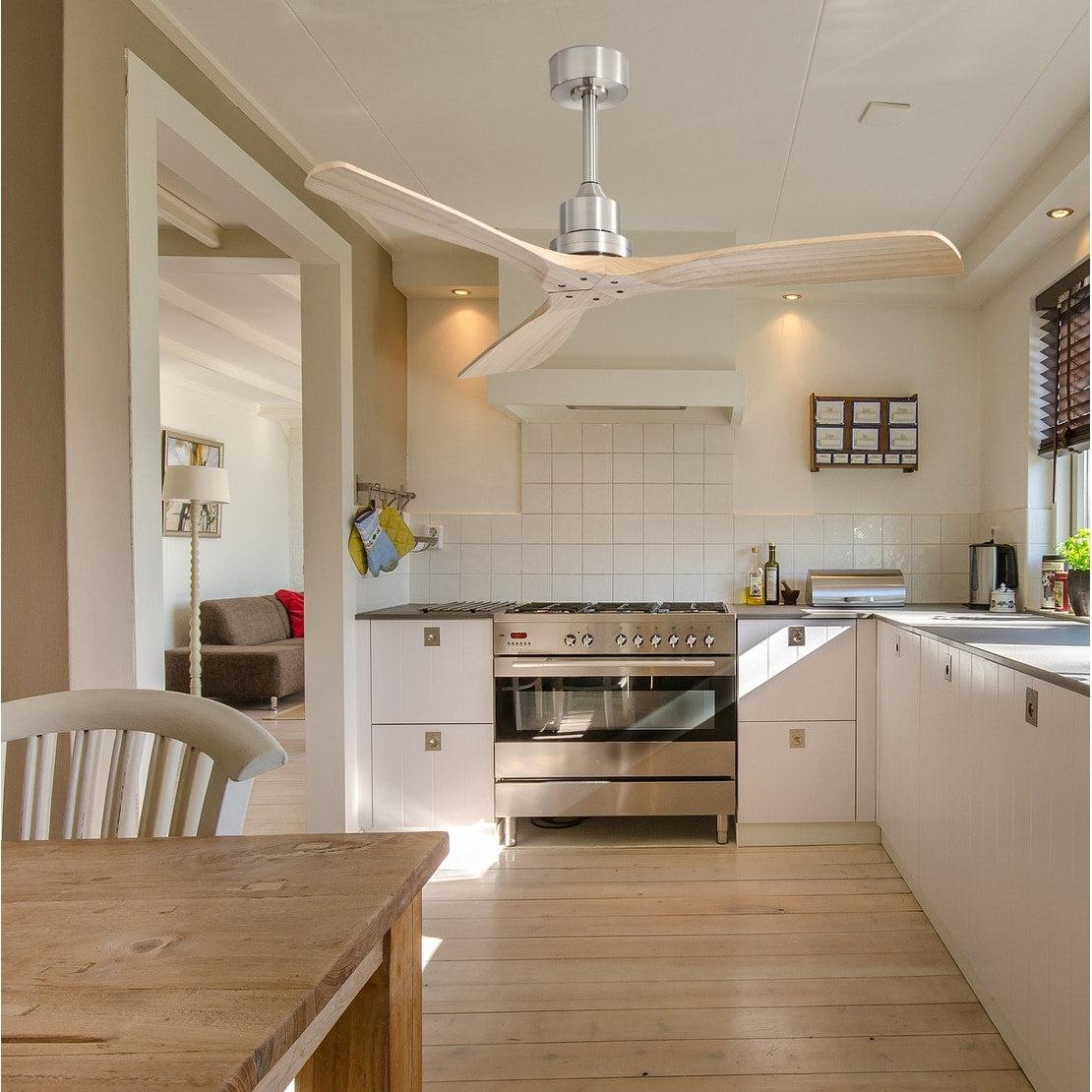 52 inch Modern Solid Wood / ABS Ceiling Fan With Remote Control(No Light),6 WInd Speed,Reversible Airflow