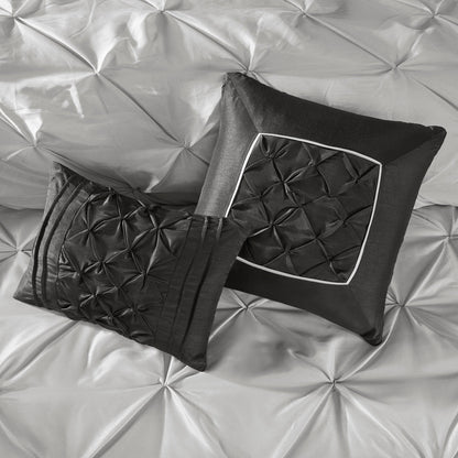 Madison Park Essentials Loretta 24-Piece Room in a Bag with Window Panels and Sheet Set